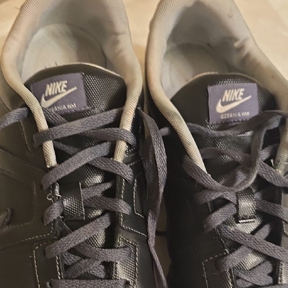 Nike Black and White Classic Sneakers - Picture 10 of 10